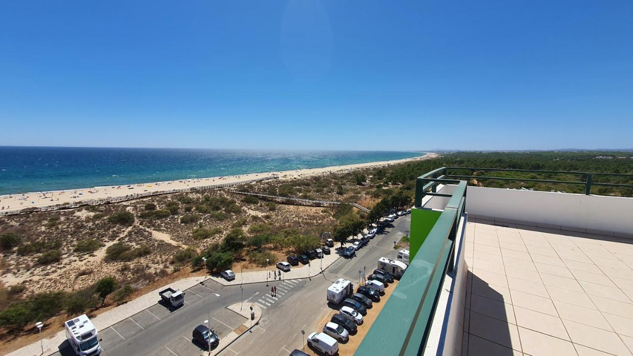Апартаменты Monte Gordo T2 Frente Mar Экстерьер фото