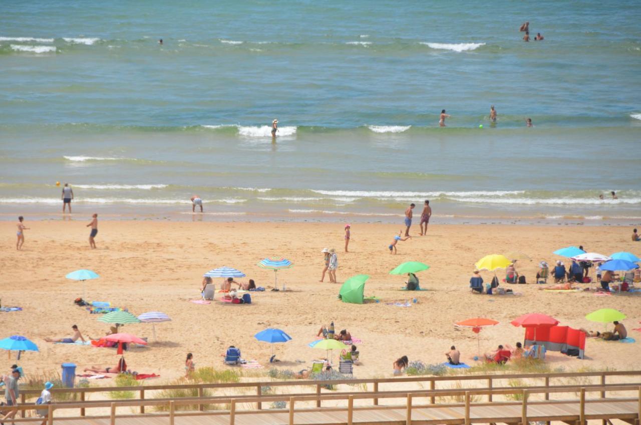 Апартаменты Monte Gordo T2 Frente Mar Экстерьер фото